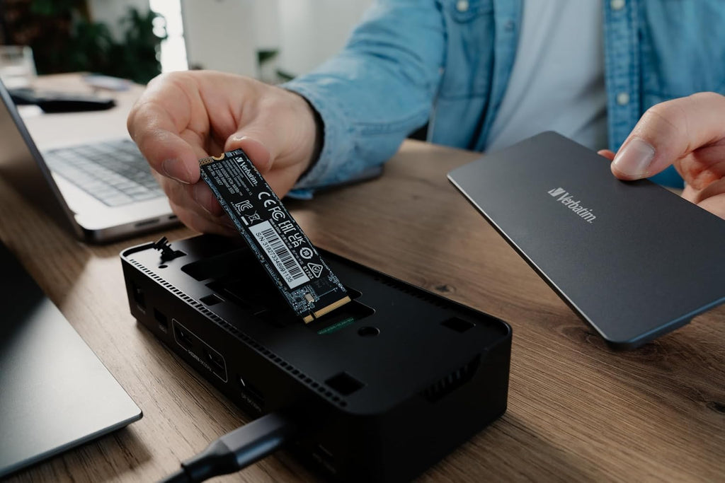 Verbatim Vi560 S3 SSD, intern SSD-enhet med 2 TB datalagring, Solid State Drive med SATA III M.2 2280 och 3D NAND-teknik, svart, perfekt för bärbar dator och Ultrabook