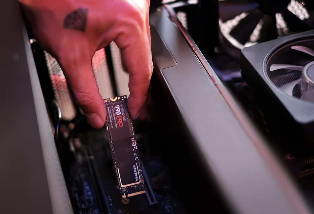 Samsung 990 PRO Heatsink NVMe M.2 SSD, 2 TB, MZ-V9P2T0CW