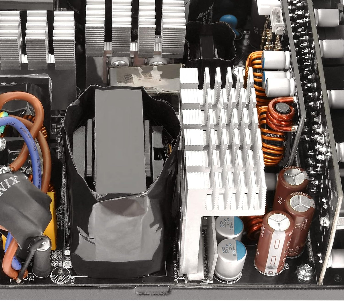 Thermaltake Toughpower PF3 850W Gen 5 | ATX 3.0 | PCIe Gen 5 ready | Smart Zero Fan | 80 Plus Platinum | Fully Modular
